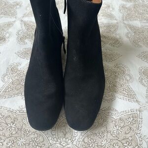 Aquatalia Elegant Black Ankle Boots